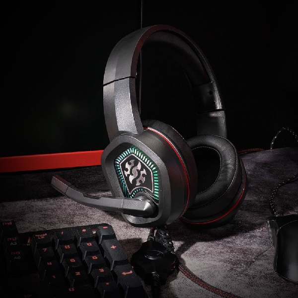 AUDIFONOS ADATA XPG GAMER USB EMIX H20 RGB MICROFONO AJUSTABLE AUDIO 7.1  EMIX H20 - Código: EMIX H20 | Compra en Guadalajara