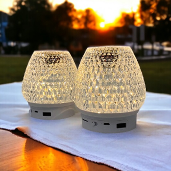 Juego 2 bocinas Highlink Berry Speaker forma cónica color blanco Bluetooth iluminación RGB USB y SD batería recargable 1200mAh  BERRY SPEAKER - Código: BERRY SPEAKER | Compra en Guadalajara